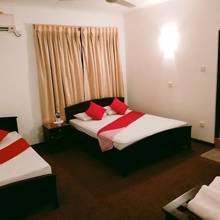 Chinese Lotus Luxapathiya - Shanghai Hotel Моратува Екстер'єр фото