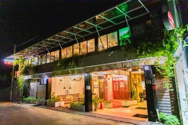 Chinese Lotus Luxapathiya - Shanghai Hotel Моратува Екстер'єр фото